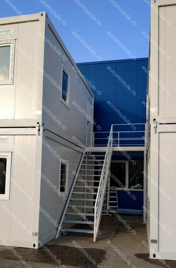 pret panou sandwich 100 mm