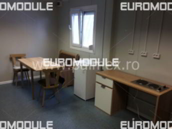 containere metalice pret