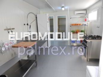 inchiriere container